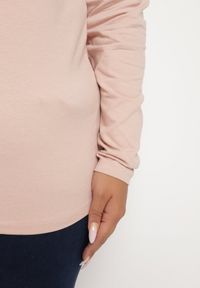 Born2be - Różowa Bluzka Lonsleeve z Bawełny Niritha. Okazja: na spotkanie biznesowe, do pracy. Kolor: różowy. Materiał: bawełna. Styl: biznesowy, elegancki #6