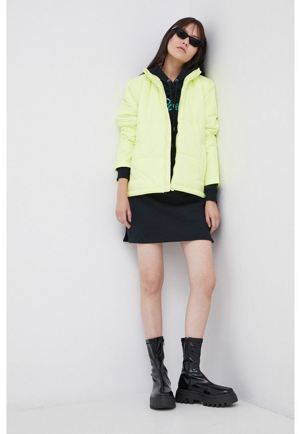 adidas Originals Kurtka damska kolor żółty przejściowa. Okazja: na co dzień. Kolor: żółty. Materiał: materiał. Styl: casual