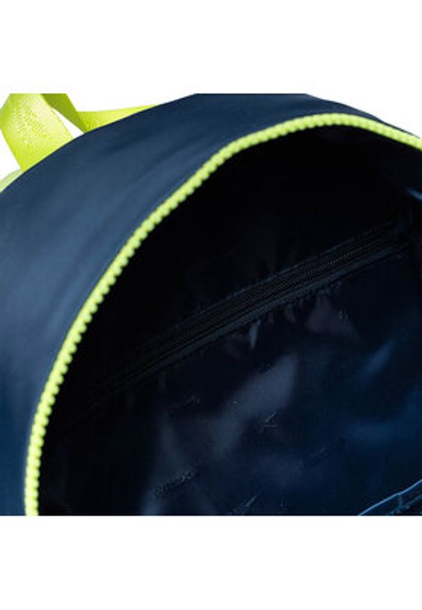Reebok Plecak RBK-047-CCC-05 Granatowy. Kolor: niebieski. Materiał: poliester