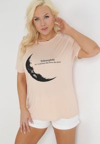 Born2be - Jasnopomarańczowy T-shirt z Nadrukiem z Motywem Księżyca i Napisem Zitlalia. Kolekcja: plus size. Kolor: pomarańczowy. Wzór: nadruk, napisy #6