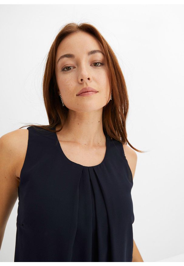 bonprix - Sukienka szyfonowa z poliestru z recyklingu. Kolor: niebieski. Materiał: szyfon, poliester. Długość rękawa: bez rękawów. Styl: elegancki