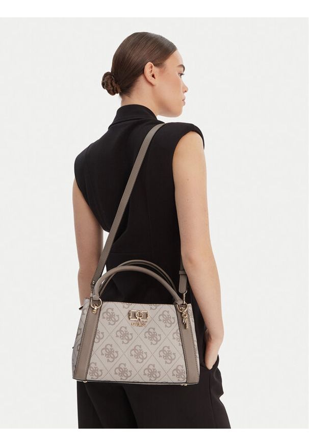 Guess Torebka 180457 Beżowy. Kolor: beżowy. Materiał: skórzane