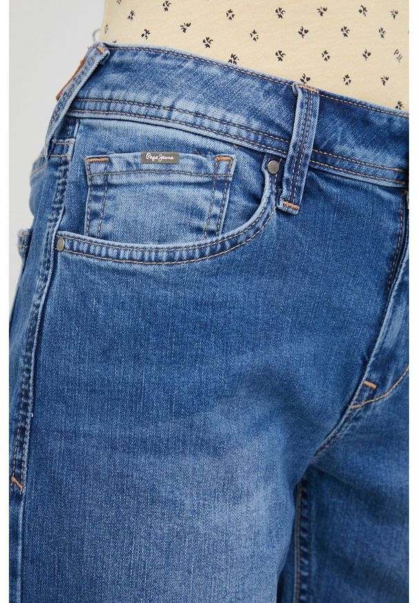 Pepe Jeans szorty jeansowe POPPY damskie kolor granatowy gładkie medium waist. Okazja: na co dzień. Kolor: niebieski. Materiał: denim. Wzór: gładki. Styl: casual