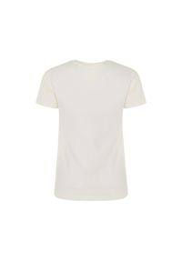 Ochnik - Mleczny T-shirt damski z logo OCHNIK. Okazja: na co dzień. Kolor: biały. Materiał: bawełna. Styl: casual