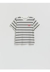 Reserved - T-shirt z haftem - wielobarwny. Materiał: bawełna. Wzór: haft