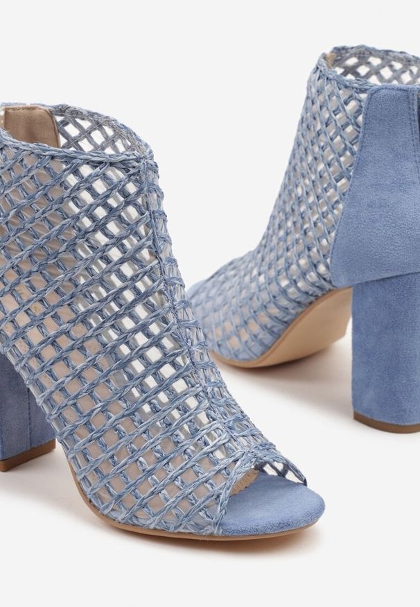 Born2be - Niebieskie Botki Vices na Obcasie z Siateczkową Cholewką Karhiris. Okazja: na co dzień. Kolor: niebieski. Materiał: jeans. Sezon: lato, wiosna. Obcas: na obcasie. Styl: elegancki, casual. Wysokość obcasa: średni