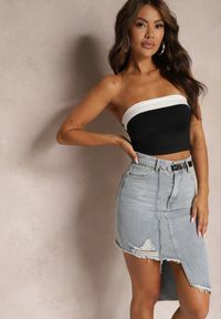 Renee - Jasnoniebieska Asymetryczna Bawełniana Spódnica Jeansowa High Waist z Łańcuchem i Paskiem Vimaliene. Okazja: na co dzień. Stan: podwyższony. Kolor: niebieski. Materiał: jeans, bawełna. Wzór: aplikacja. Sezon: lato, wiosna. Styl: sportowy, casual, elegancki