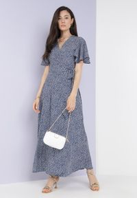 Born2be - Granatowa Sukienka Theminophe. Okazja: na co dzień. Kolor: niebieski. Materiał: wiskoza, tkanina, materiał. Wzór: kropki. Typ sukienki: proste, kopertowe, rozkloszowane. Styl: casual. Długość: maxi #3