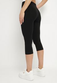 Born2be - Czarne Bawełniane Legginsy z Wysokim Stanem o Długości 3/4 Firofea. Stan: podwyższony. Kolor: czarny. Materiał: bawełna. Sezon: lato #4