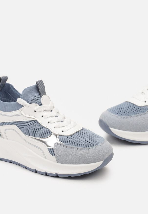 Renee - Niebieskie Sznurowane Sneakersy na Grubej Podeszwie z Błyszczącymi Wstawkami Nithirela. Okazja: na co dzień. Kolor: niebieski. Szerokość cholewki: normalna