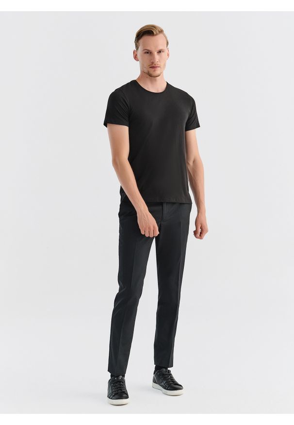 Pako Lorente - PAKO LORENTE – T-shirt P000B-TX-007-C-S. Okazja: na co dzień. Materiał: bawełna, elastan. Wzór: gładki. Styl: casual