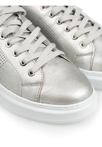 Baldinini Sneakersy | DE0410T10LA | Kobieta | Srebrny. Kolor: srebrny. Materiał: skóra. Wzór: nadruk, aplikacja