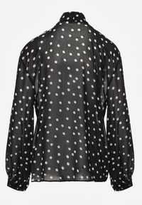 Born2be - Czarna Półtransparentna Koszula w Groszki z Wiązaniem z Wiskozy i Bawełny Iamine. Okazja: na spotkanie biznesowe, do pracy. Kolor: czarny. Materiał: wiskoza, bawełna. Wzór: grochy. Styl: biznesowy, elegancki, klasyczny #4