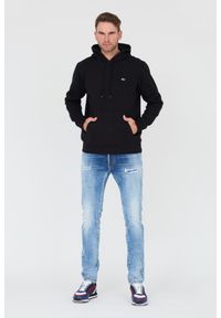 Tommy Jeans - TOMMY JEANS Czarna bluza z kapturem. Typ kołnierza: kaptur. Kolor: czarny #5