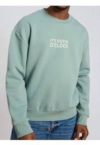 Sinsay - Bluza crewneck z nadrukiem - zielony. Kolor: zielony. Wzór: nadruk #1