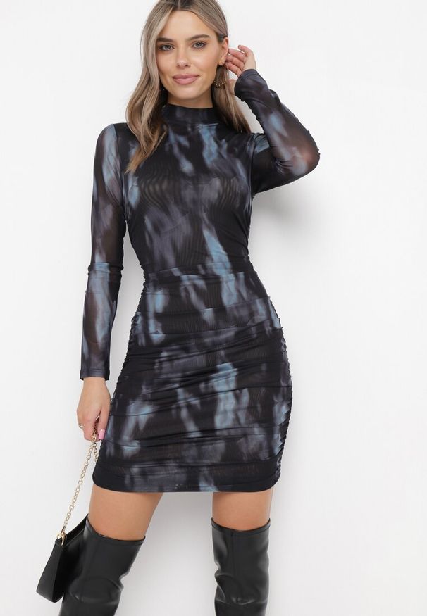 Born2be - Czarno-Niebieska Sukienka z Siateczki i Marszczeniem Souchett. Kolor: czarny. Materiał: tkanina