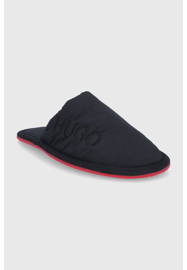 Hugo kapcie Cozy kolor czarny. Nosek buta: okrągły. Kolor: czarny. Materiał: guma, materiał. Wzór: gładki