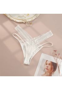 Intica - Majtki z koronką dla kobiet Imran. Kolor: biały. Materiał: koronka. Wzór: koronka