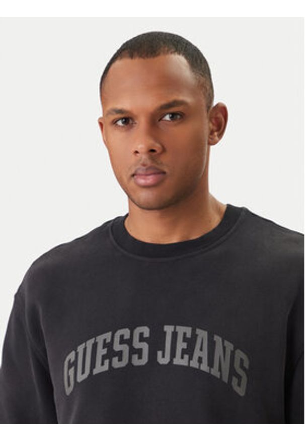 Guess Jeans Bluza M6GQA6 KCPR1 Czarny Regular Fit. Kolor: czarny. Materiał: bawełna