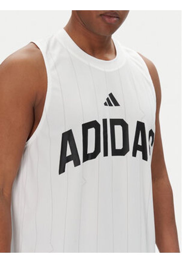 Adidas - adidas Tank top Seasonal Essentials US Sport JD8088 Biały Regular Fit. Kolor: biały. Materiał: syntetyk. Styl: sportowy