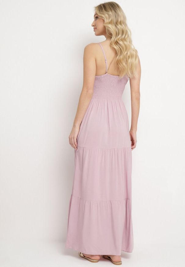 Born2be - Różowa Sukienka Rozkloszowana na Regulowanych Ramiączkach z Bawełny Aletise. Okazja: na co dzień, na spacer. Typ kołnierza: dekolt w kształcie V. Kolor: różowy. Materiał: bawełna. Długość rękawa: na ramiączkach. Styl: elegancki, casual