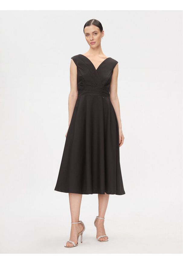 Rinascimento Sukienka koktajlowa CFC0116143003 Czarny Regular Fit. Kolor: czarny. Materiał: syntetyk. Styl: wizytowy