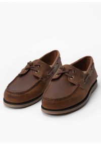Timberland Classic Boat 2 Eye Mokasyny męskie. Okazja: na co dzień, do pracy, na spacer. Kolor: brązowy. Materiał: skóra. Szerokość cholewki: normalna. Sezon: lato. Styl: klasyczny, casual, elegancki #5