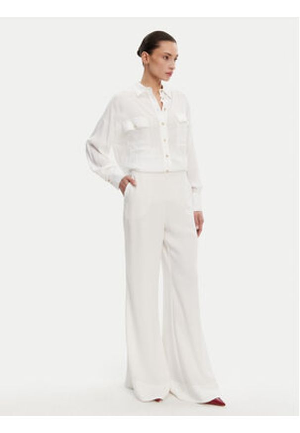 ACCESS FASHION Koszula 53-7006-394 Biały Relaxed Fit. Kolor: biały. Materiał: wiskoza