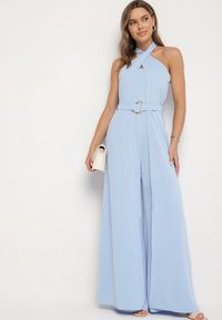 Born2be - Niebieski Koktajlowy Kombinezon Wiązany na Szyję z Paskiem Melafela. Okazja: na imprezę. Kolor: niebieski. Materiał: materiał. Styl: wizytowy #6