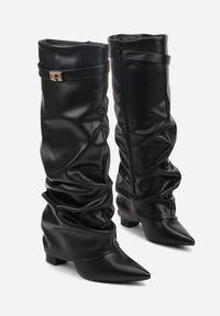 Born2be - Czarne Marszczone Kozaki na Słupku z Wywiniętą Cholewką z Klamerką Cavea. Okazja: na co dzień. Kolor: czarny. Materiał: jeans. Szerokość cholewki: normalna. Wzór: aplikacja. Obcas: na słupku. Styl: klasyczny, wizytowy, casual, elegancki. Wysokość obcasa: średni #7