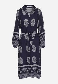 Born2be - Granatowa Koszulowa Sukienka Ozdobiona Ornamentalnym Wzorem z Wiązanym Paskiem Roriola. Okazja: na co dzień, do pracy. Kolor: niebieski. Materiał: skóra, wiskoza, tkanina. Wzór: aplikacja. Typ sukienki: koszulowe. Styl: klasyczny, casual, elegancki #4