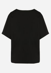 Born2be - Czarny Luźny T-shirt z Bawełny z Krótkim Rękawem i Cyrkoniami przy Dekolcie Camilea. Kolor: czarny. Materiał: bawełna. Długość rękawa: krótki rękaw. Długość: krótkie. Sezon: lato #4