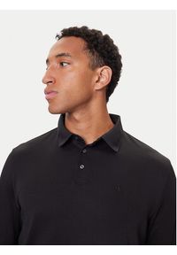 Calvin Klein Polo LV040EM909 Czarny Regular Fit. Typ kołnierza: polo. Kolor: czarny. Materiał: bawełna