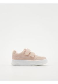 Reserved - Sneakersy na rzepy - brudny róż. Zapięcie: rzepy. Kolor: różowy. Materiał: skóra. Styl: klasyczny