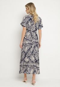 Born2be - Niebieska Sukienka Wiskozowa Rozkloszowana w Liściasty Print Draledia. Typ kołnierza: dekolt w serek. Kolor: niebieski. Materiał: wiskoza. Długość rękawa: krótki rękaw. Wzór: nadruk. Typ sukienki: rozkloszowane #7