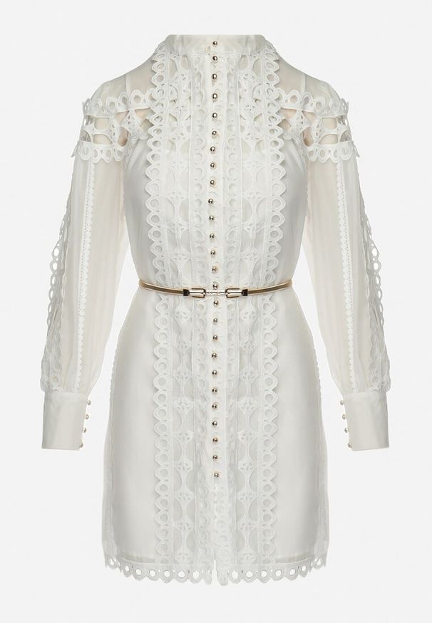 Born2be - Biała Koronkowa Sukienka Mini z Paskiem i Guzikami Nyloni. Okazja: na randkę, na co dzień. Kolor: biały. Materiał: koronka. Długość rękawa: na ramiączkach. Typ sukienki: proste. Styl: casual, elegancki. Długość: mini