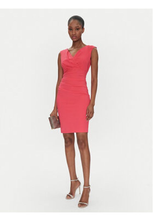 Rinascimento Sukienka koktajlowa CFC0122540003 Różowy Regular Fit. Kolor: różowy. Materiał: syntetyk. Styl: wizytowy