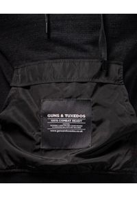 GUNS & TUXEDOS - Czarny sweter z kapturem Breacher. Okazja: na co dzień. Typ kołnierza: kaptur. Kolor: czarny. Materiał: jeans. Wzór: aplikacja. Styl: casual, elegancki #2