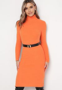 Born2be - Pomarańczowa Sweterkowa Puchata Sukienka Midi z Wełny z Golfem Sebhat. Typ kołnierza: golf. Kolor: pomarańczowy. Materiał: wełna. Długość: midi #5