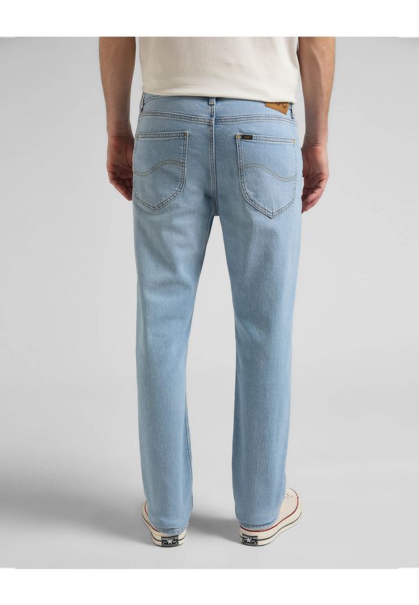 Lee - LEE WEST MĘSKIE SPODNIE JEANSOWE LIGHT ALTON L70WOWJU 112145502