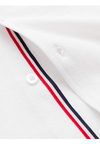 Ombre Clothing - Męska koszula bawełniana SLIM FIT ze stójką w kolorowe paski – biała V1. Okazja: na co dzień. Typ kołnierza: kołnierzyk stójkowy. Kolor: biały. Materiał: bawełna. Długość: długie. Wzór: kolorowy, paski. Styl: casual #5