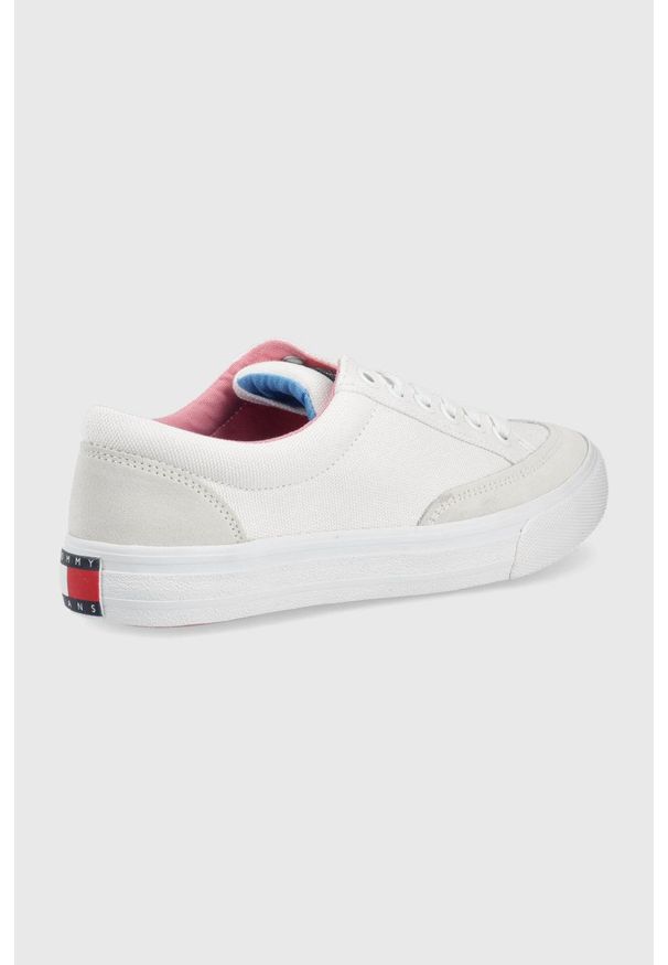 Tommy Jeans tenisówki damskie kolor biały. Nosek buta: okrągły. Zapięcie: sznurówki. Kolor: biały. Materiał: guma