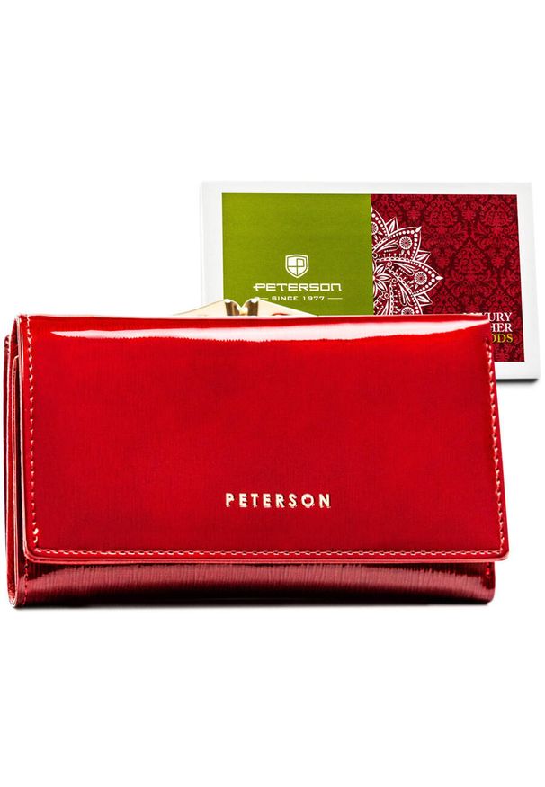 Portfel damski Peterson PTN 55020-SH czerwony. Kolor: czerwony. Materiał: lakier, skóra