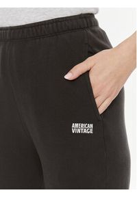 AMERICAN VINTAGE - American Vintage Spodnie dresowe Izubird IZU05BH23 Czarny Regular Fit. Kolor: czarny. Materiał: bawełna