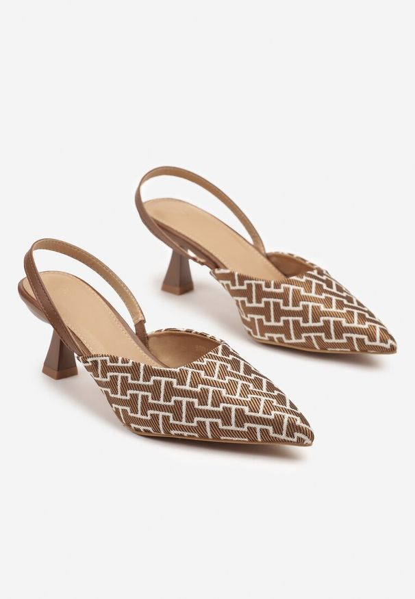 Renee - Brązowe Sandały na Kaczuszce z Geometrycznym Wzorem Arriretta. Okazja: na co dzień. Kolor: brązowy. Wzór: geometria. Obcas: na szpilce. Styl: casual, klasyczny, elegancki. Wysokość obcasa: średni