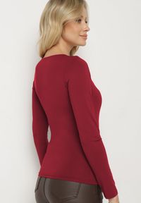 Born2be - Bordowa Bluzka Alexusi. Typ kołnierza: dekolt kwadratowy. Kolor: czerwony. Materiał: dzianina. Długość rękawa: długi rękaw. Długość: długie. Wzór: gładki. Styl: elegancki #4