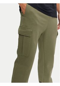 Jack & Jones - Jack&Jones Spodnie dresowe Kane 12263074 Zielony Relaxed Fit. Kolor: zielony. Materiał: bawełna #7