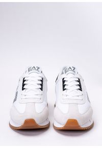Sneakersy męskie białe EA7 Emporio Armani X8X101 XK257 D611. Okazja: do pracy, na spacer, na co dzień. Kolor: biały. Sport: turystyka piesza