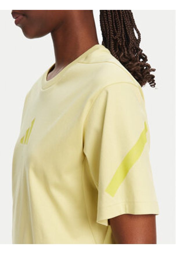 Adidas - adidas T-Shirt Z.N.E. JC5400 Żółty Regular Fit. Kolor: żółty. Materiał: bawełna