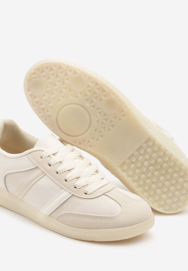 Renee - Beżowe Sneakersy Sportowe przed Kostkę z Ozdobnymi Paskami Zonevia. Wysokość cholewki: przed kostkę. Zapięcie: pasek. Kolor: beżowy. Szerokość cholewki: normalna. Wzór: paski